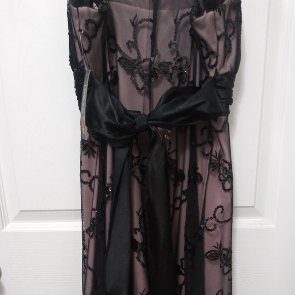 Semi Formal Teeze Me dress - Picture 5 of 6